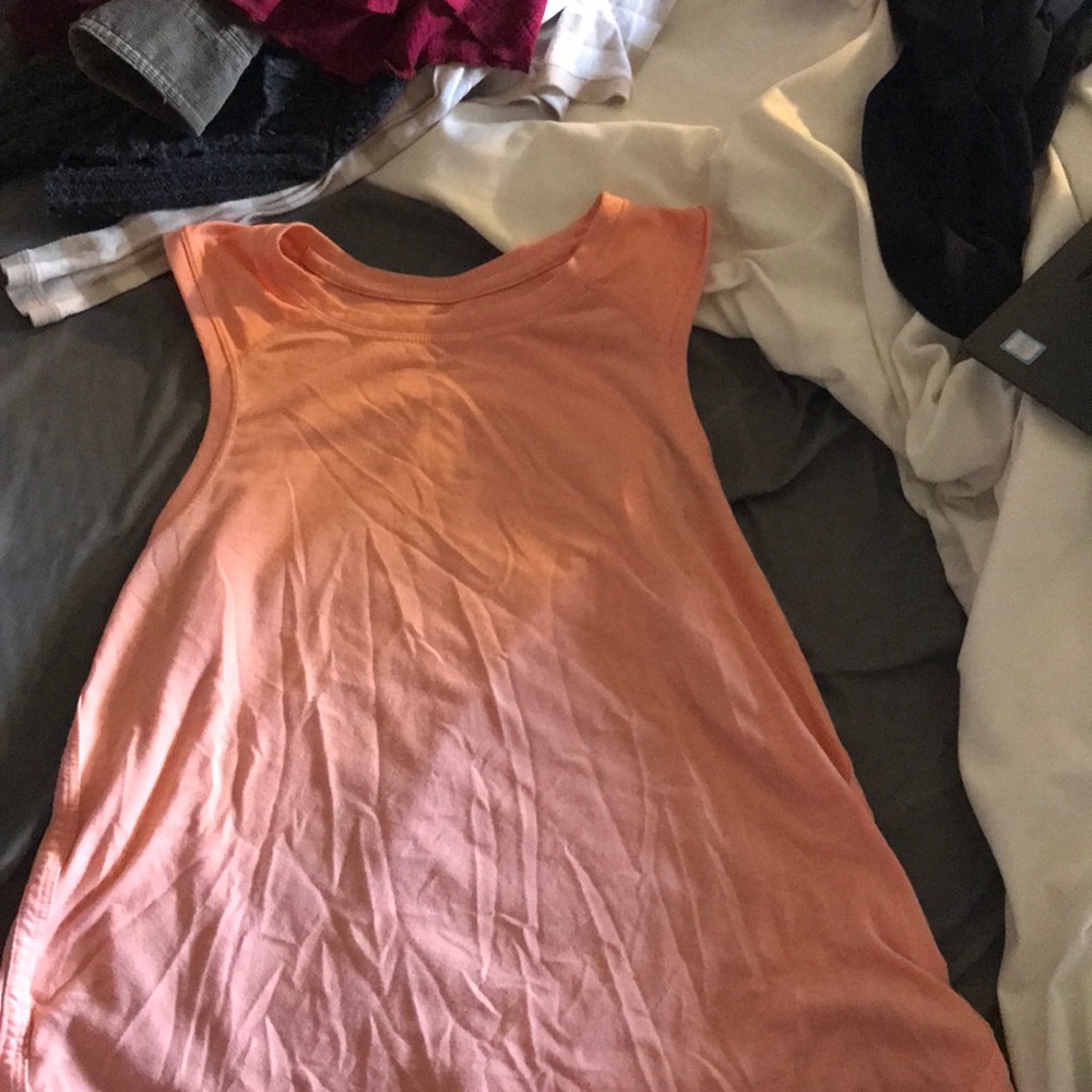 Workout tank top
